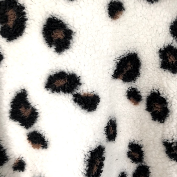 Style & Co. - Picture 3 of 5